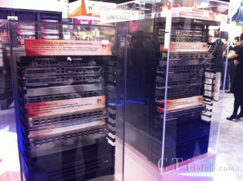 �A��yCloudEngine12800��(sh��)��(j��)���ĺ��Ľ��Q�C(j��)��������Interopչ