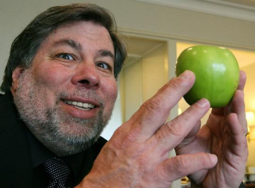 �O(p��ng)��(li��n)�τ�(chu��ng)ʼ��ʷ�ٷ���Ɲ�၆��(Steve Wozniak)